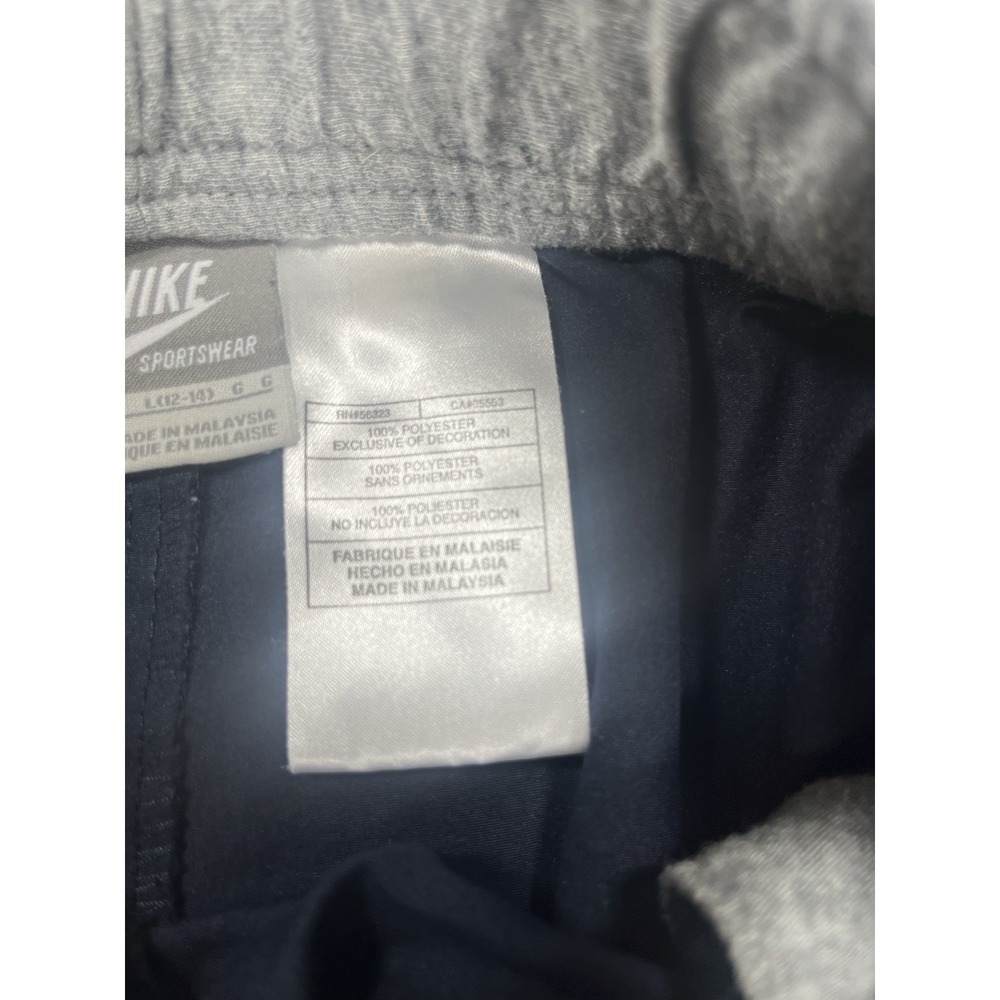 Nike Sportswear Women's Running Shorts Navy Blue Size L (12-14) - Picture 5 of 8